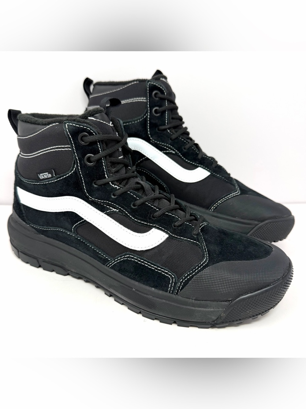 Vans Men’s UltraRange Exo MTE-1 Hiking Shoes Sz 9 Black Suede Outdoors Trail EUC